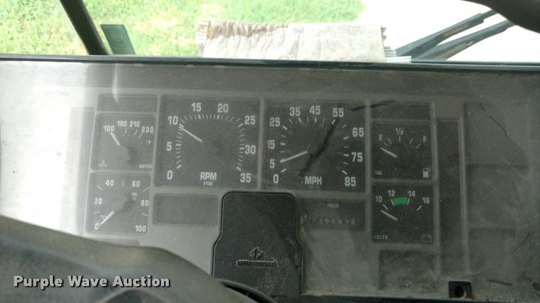 image for item DA5747 1996 Genesis AM Tran schoolbus