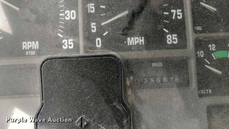 image for item DA5747 1996 Genesis AM Tran schoolbus