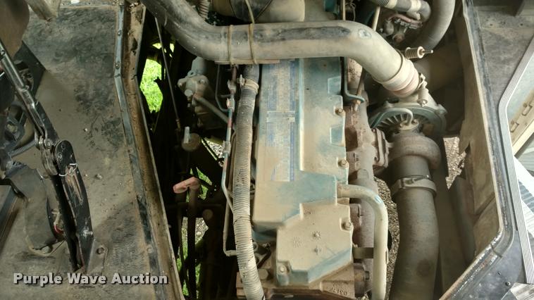 image for item DA5747 1996 Genesis AM Tran schoolbus