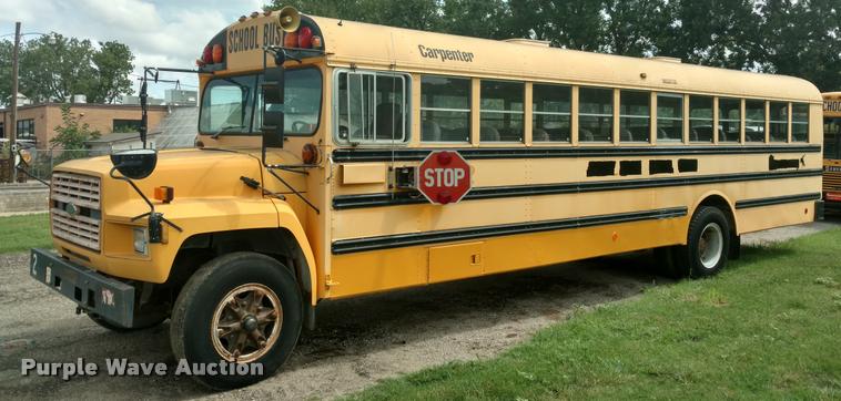 image for item DA5748 1994 Ford B700 school bus
