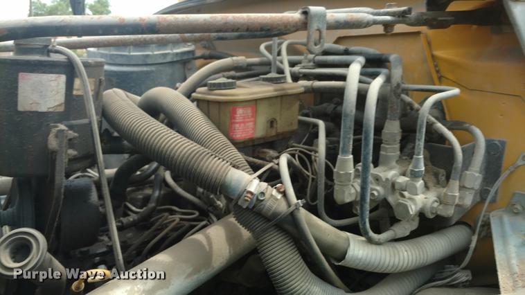 image for item DA5748 1994 Ford B700 school bus