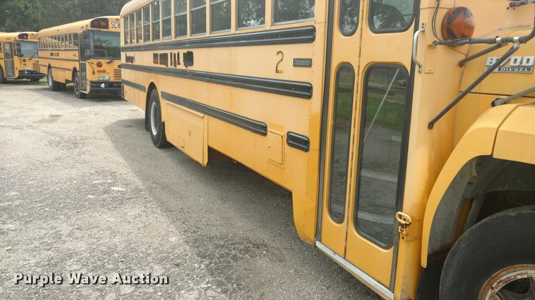 image for item DA5748 1994 Ford B700 school bus