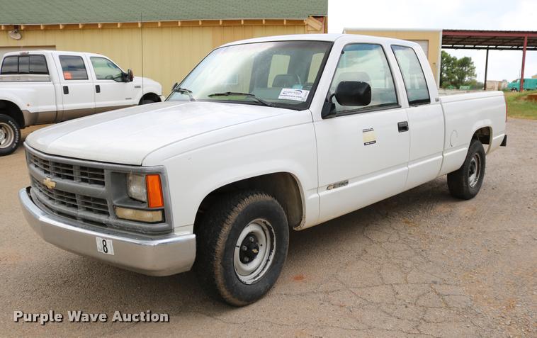 image for item DA6835 1994 Chevrolet Cheyenne 1500 Ext. Cab pickup truck