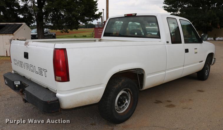 image for item DA6835 1994 Chevrolet Cheyenne 1500 Ext. Cab pickup truck