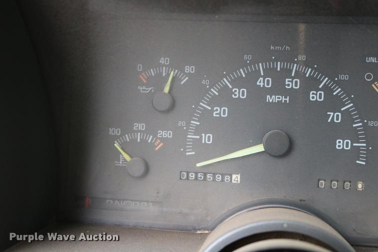 image for item DA6835 1994 Chevrolet Cheyenne 1500 Ext. Cab pickup truck