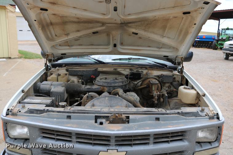 image for item DA6835 1994 Chevrolet Cheyenne 1500 Ext. Cab pickup truck