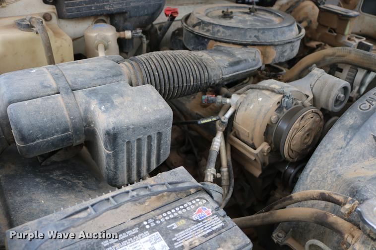 image for item DA6835 1994 Chevrolet Cheyenne 1500 Ext. Cab pickup truck