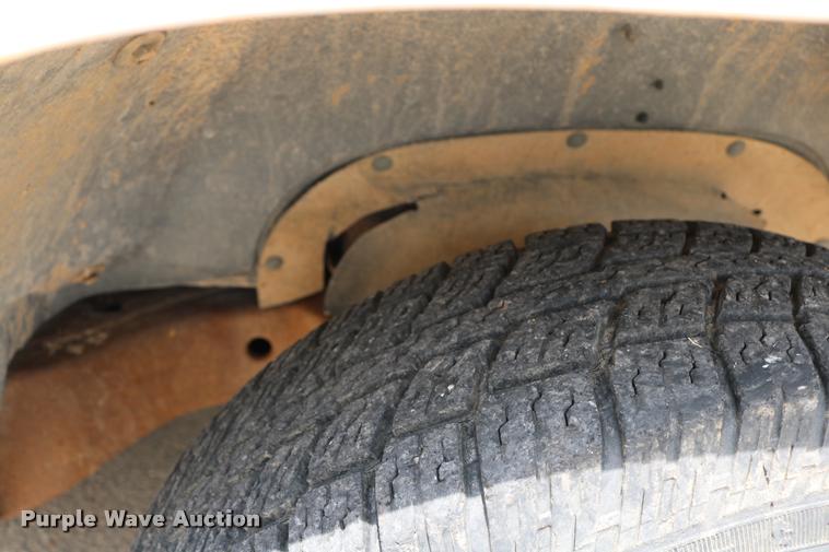 image for item DA6835 1994 Chevrolet Cheyenne 1500 Ext. Cab pickup truck