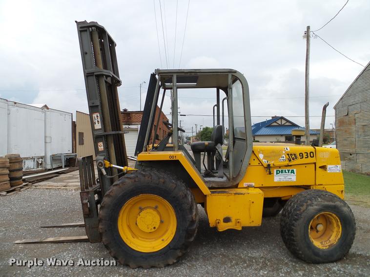 image for item DA6855 1995 JCB 930 forklift