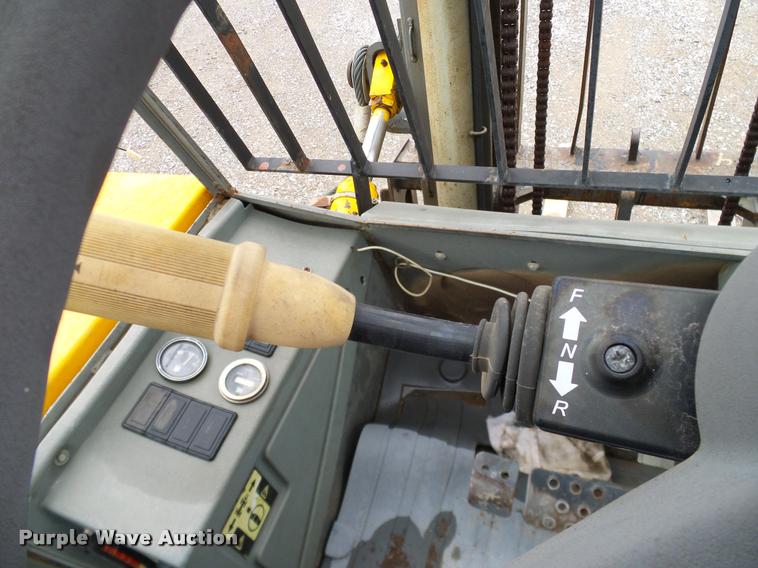 image for item DA6855 1995 JCB 930 forklift