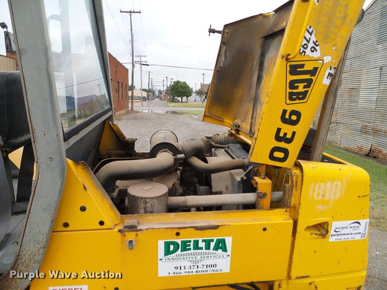 image for item DA6855 1995 JCB 930 forklift