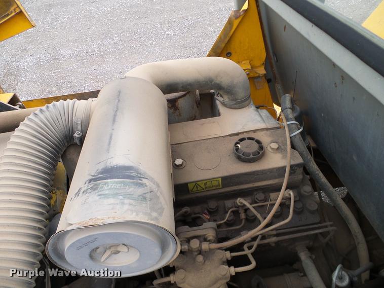 image for item DA6855 1995 JCB 930 forklift