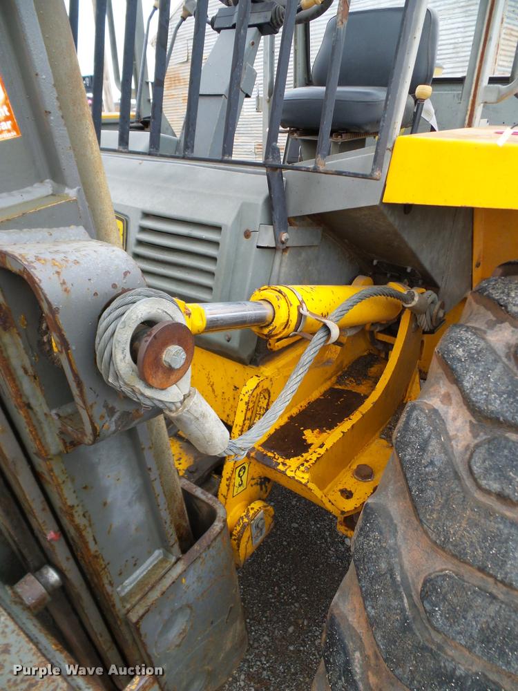 image for item DA6855 1995 JCB 930 forklift