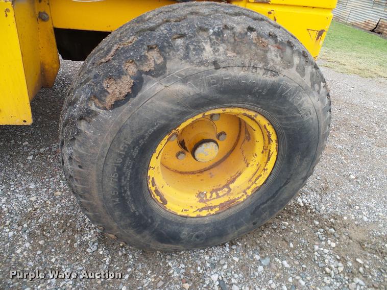 image for item DA6855 1995 JCB 930 forklift