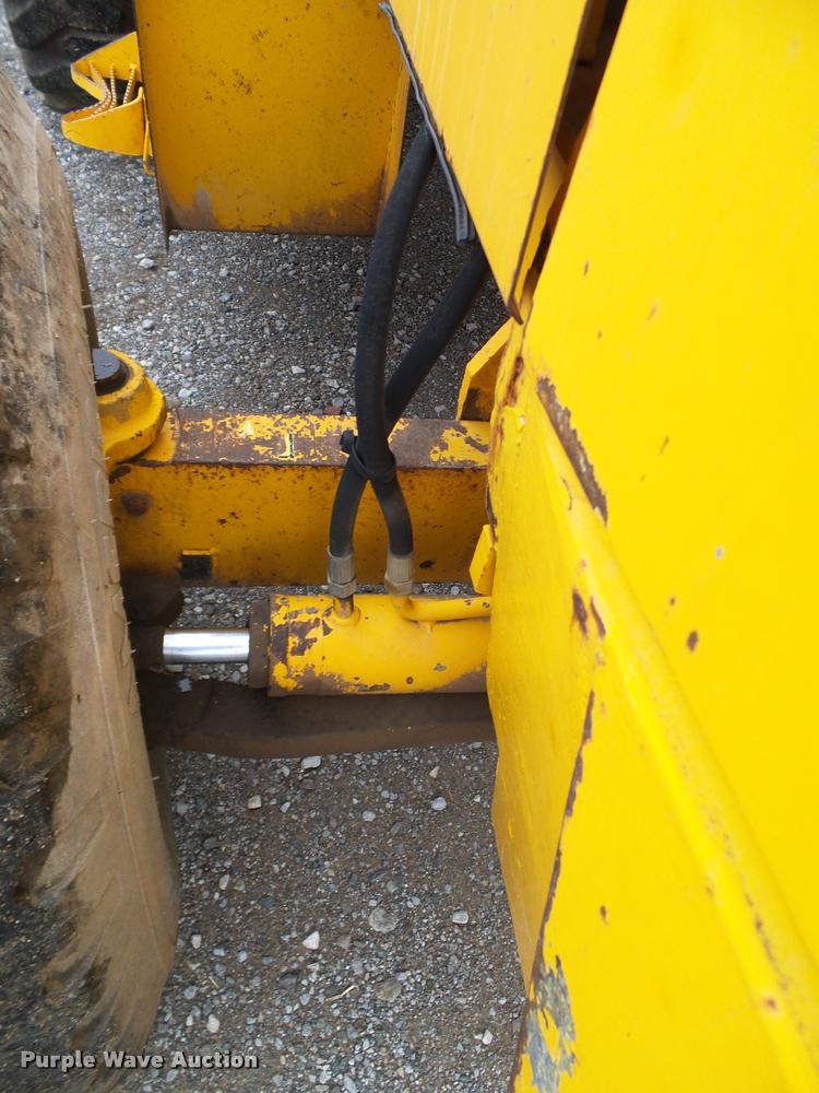 image for item DA6855 1995 JCB 930 forklift