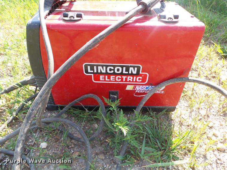 image for item DA9245 Lincoln Electric Procore 125 welder