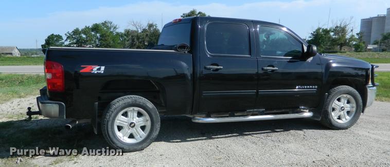 image for item DB1033 2012 Chevrolet Silverado 1500 Crew Cab pickup truck