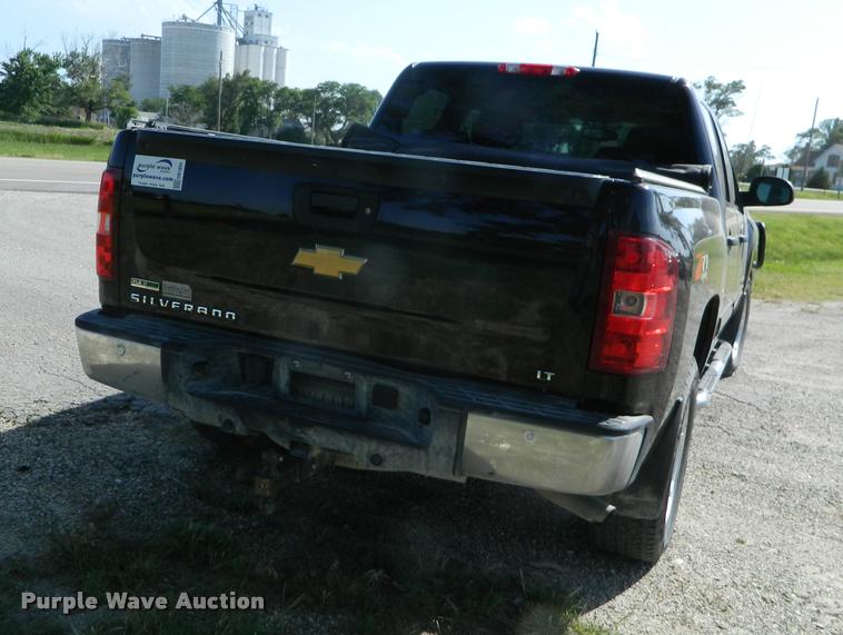 image for item DB1033 2012 Chevrolet Silverado 1500 Crew Cab pickup truck