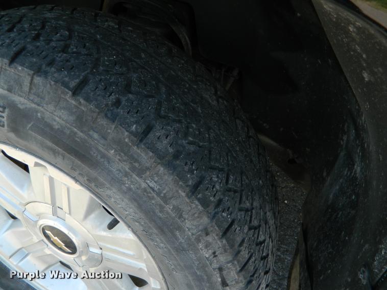 image for item DB1033 2012 Chevrolet Silverado 1500 Crew Cab pickup truck