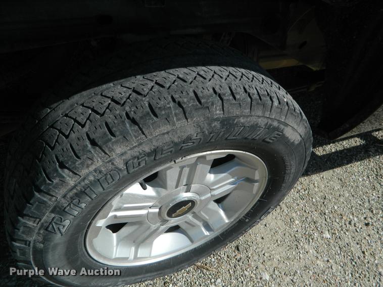 image for item DB1033 2012 Chevrolet Silverado 1500 Crew Cab pickup truck