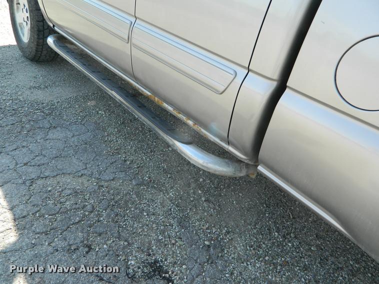 image for item DB1035 2005 Chevrolet Silverado 1500 Ext. Cab pickup truck