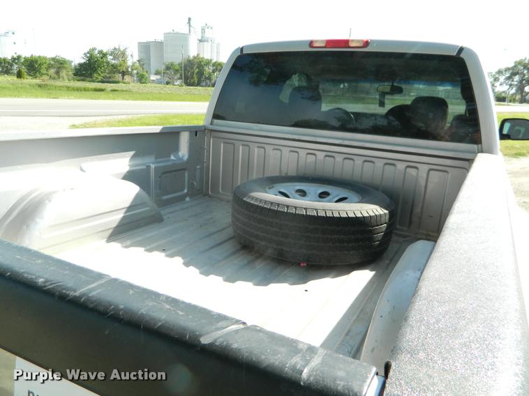 image for item DB1035 2005 Chevrolet Silverado 1500 Ext. Cab pickup truck