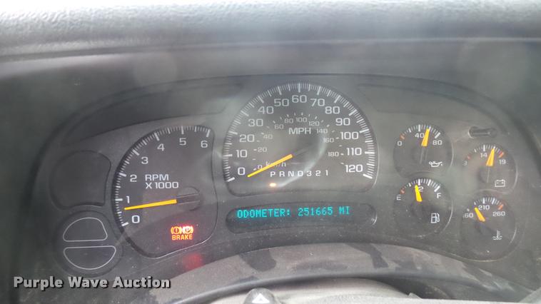 image for item DB3331 2006 Chevrolet Silverado 1500 pickup truck