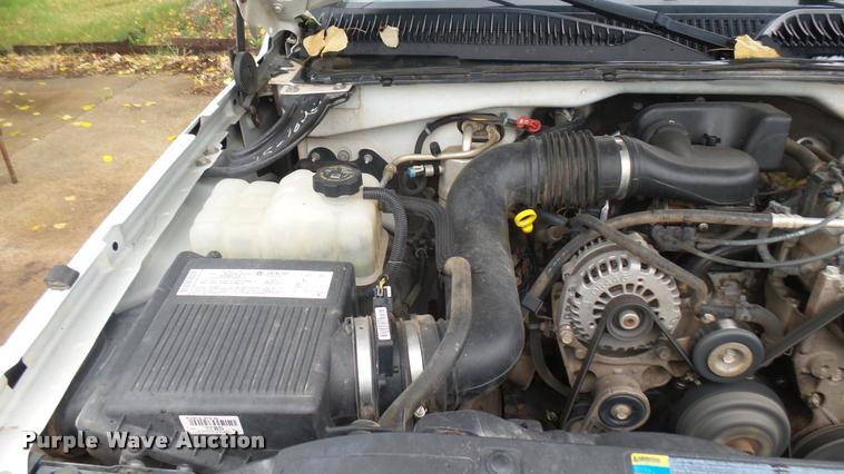 image for item DB3331 2006 Chevrolet Silverado 1500 pickup truck