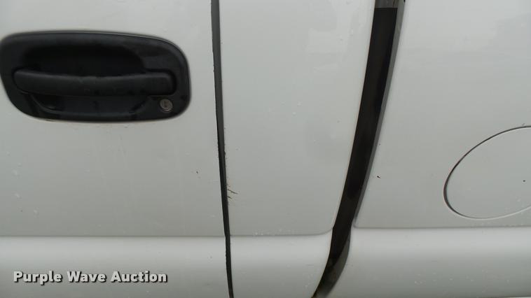 image for item DB3331 2006 Chevrolet Silverado 1500 pickup truck