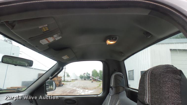 image for item DB3332 2004 Ford F150 pickup truck