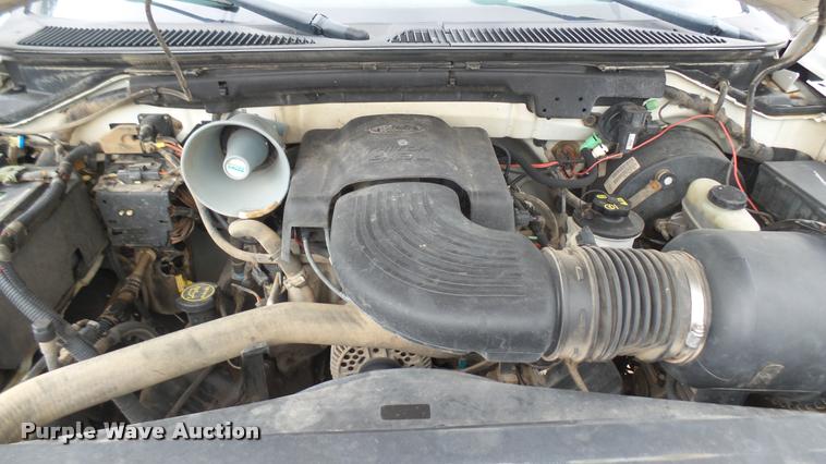 image for item DB3332 2004 Ford F150 pickup truck