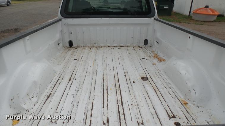 image for item DB3332 2004 Ford F150 pickup truck