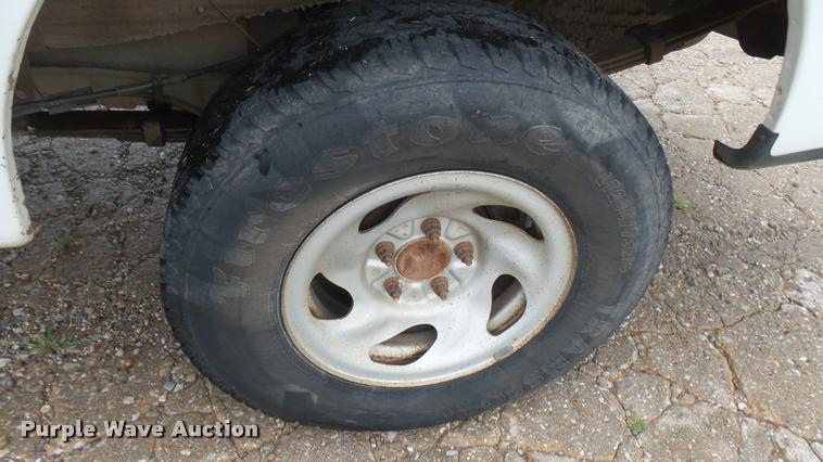 image for item DB3332 2004 Ford F150 pickup truck