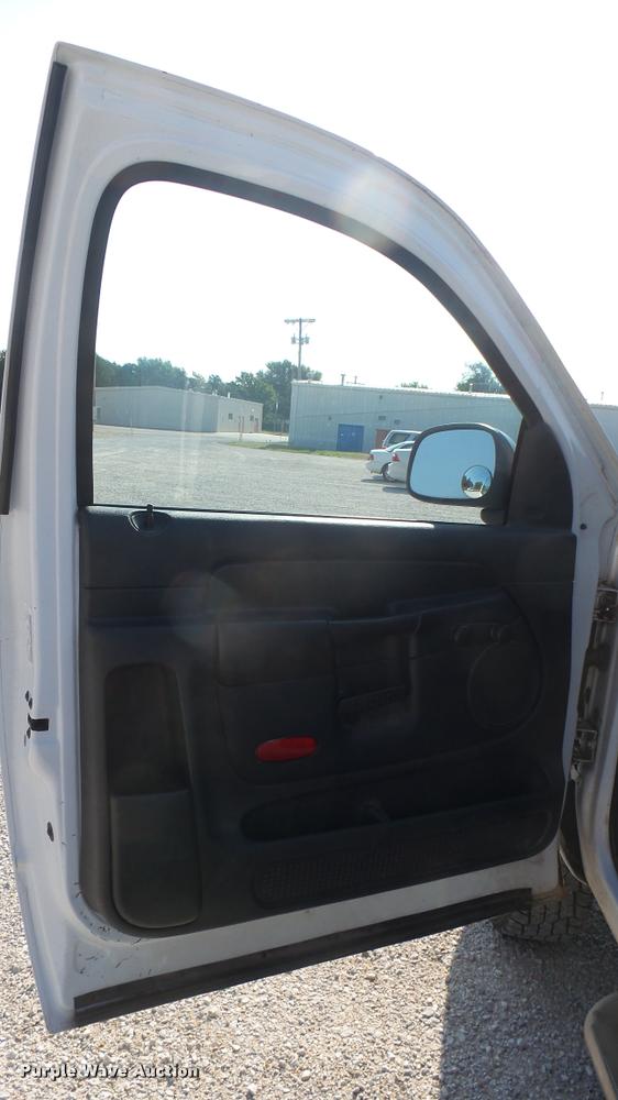 image for item DB3344 2004 Dodge Ram 2500 pickup truck