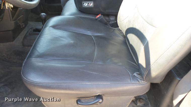 image for item DB3344 2004 Dodge Ram 2500 pickup truck