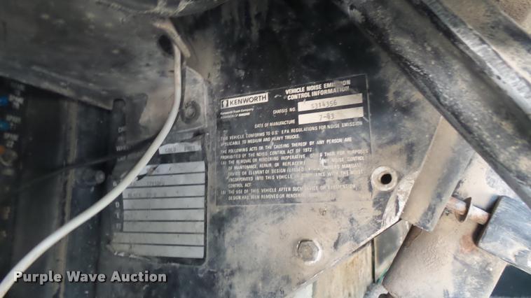 image for item DB3349 1983 Kenworth W900 dump truck