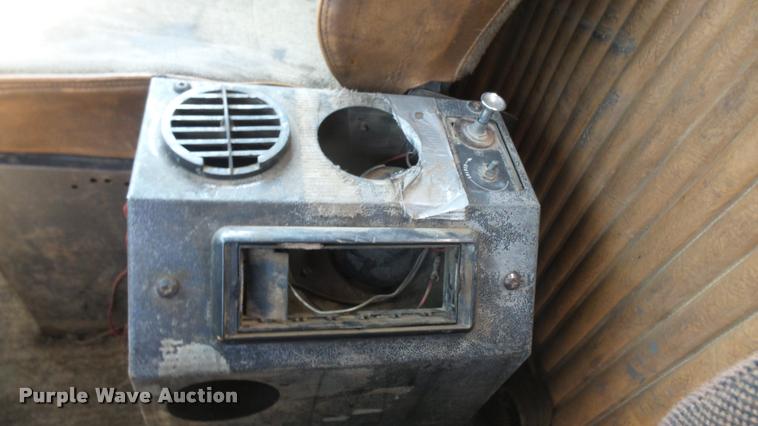 image for item DB3349 1983 Kenworth W900 dump truck