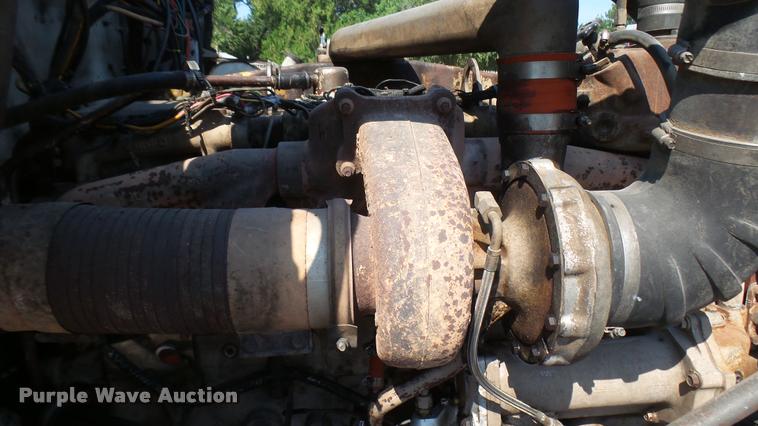 image for item DB3349 1983 Kenworth W900 dump truck