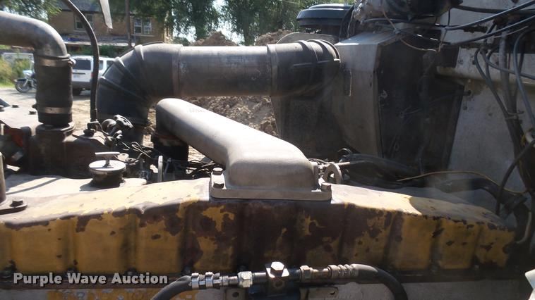 image for item DB3349 1983 Kenworth W900 dump truck