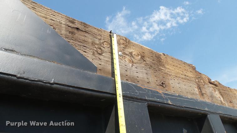 image for item DB3349 1983 Kenworth W900 dump truck