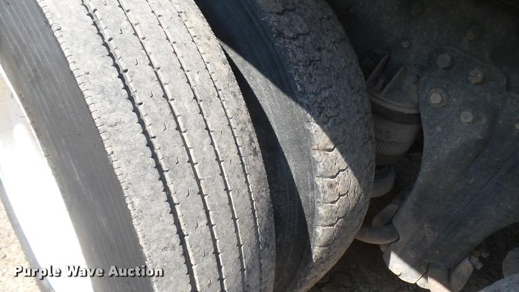 image for item DB3349 1983 Kenworth W900 dump truck