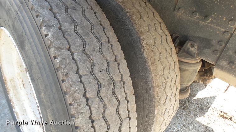 image for item DB3349 1983 Kenworth W900 dump truck