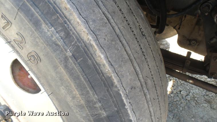 image for item DB3349 1983 Kenworth W900 dump truck