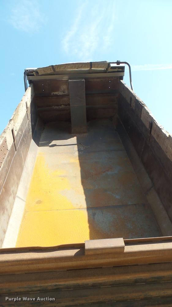 image for item DB3349 1983 Kenworth W900 dump truck