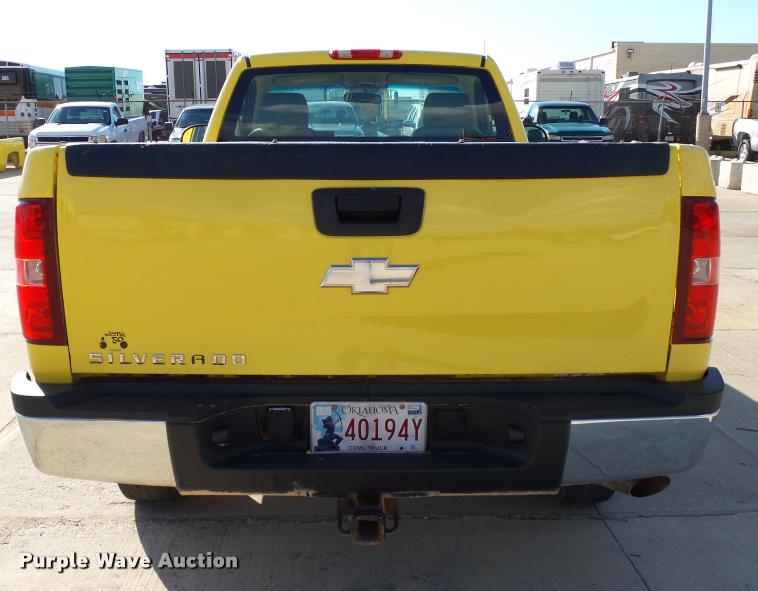 image for item DB4053 2007 Chevrolet Silverado 2500HD pickup truck