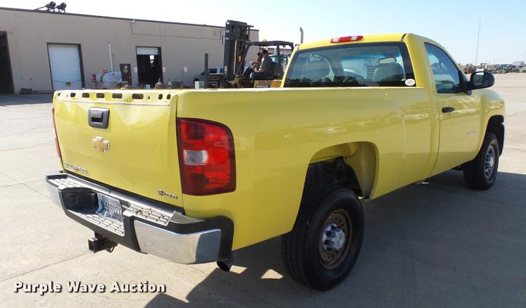 image for item DB4055 2010 Chevrolet Silverado 2500HD pickup truck