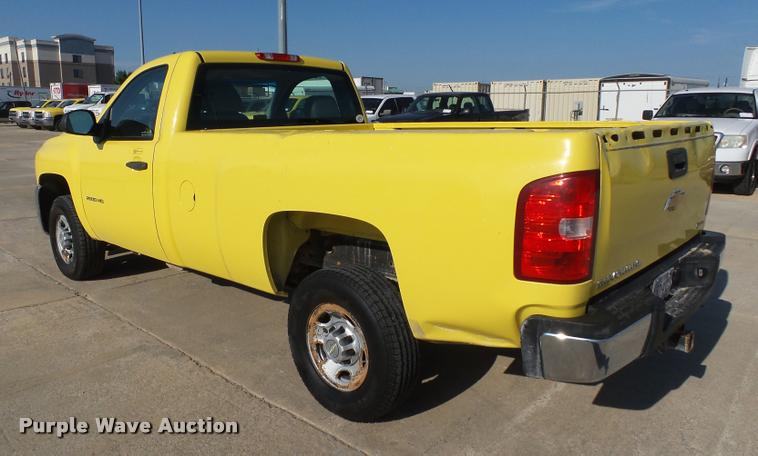 image for item DB4055 2010 Chevrolet Silverado 2500HD pickup truck