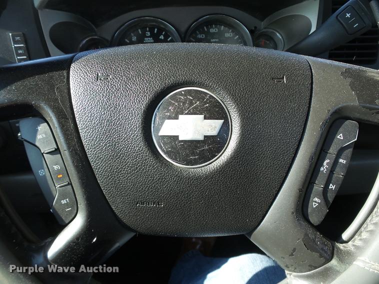 image for item DB4055 2010 Chevrolet Silverado 2500HD pickup truck