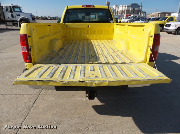 image for item DB4055 2010 Chevrolet Silverado 2500HD pickup truck