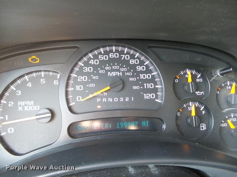 image for item DB4056 2006 Chevrolet Silverado 1500 Crew Cab pickup truck